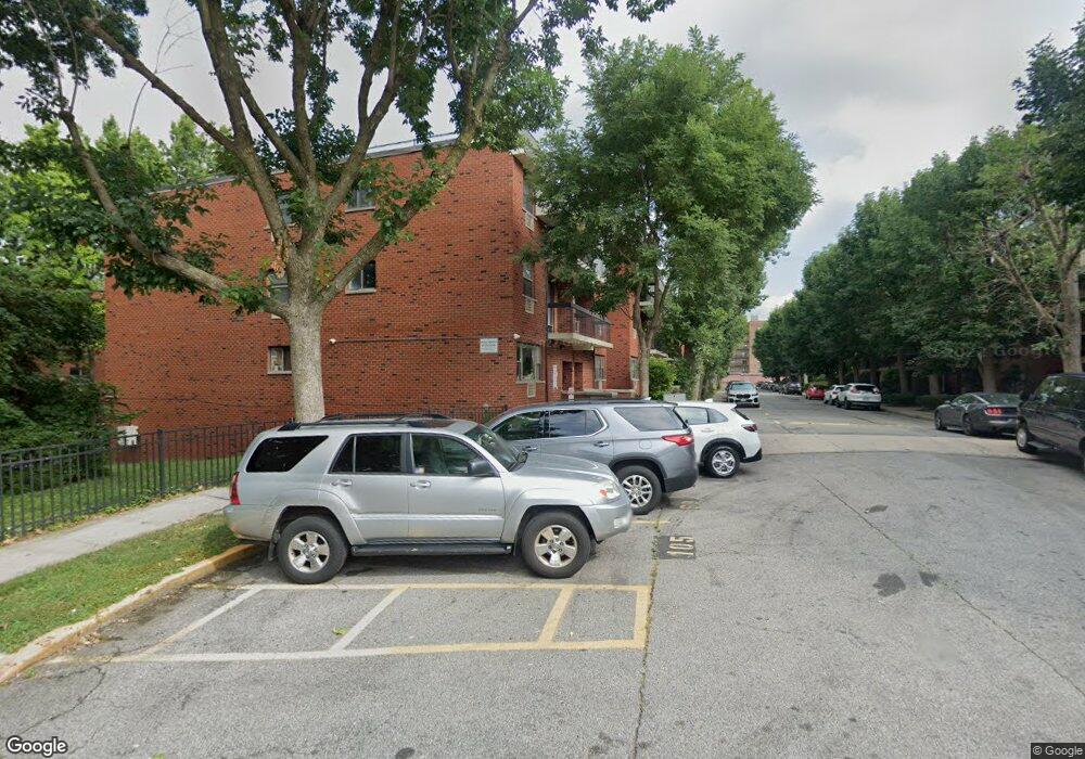 7136 Sutton Place unit 1, Fresh Meadows, NY 11365 - photo 1