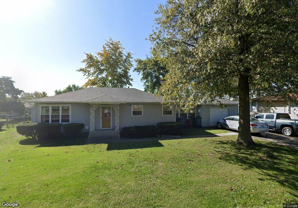 309 W Zupan St, Maryville, IL 62062 - photo 1