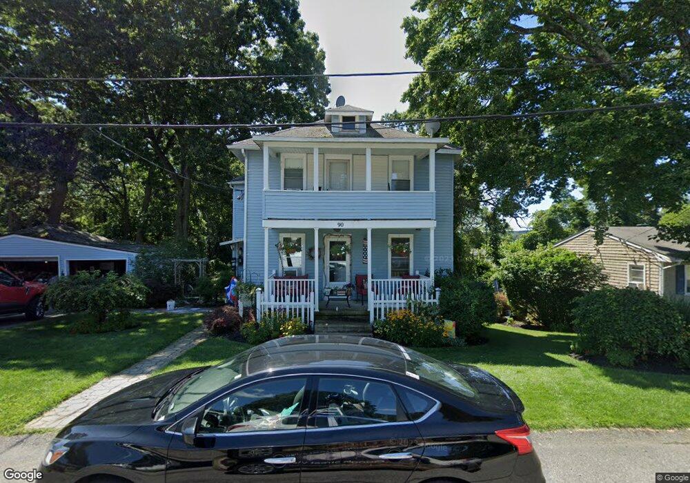 90 Vivian St, Woonsocket, RI 02895 - photo 1