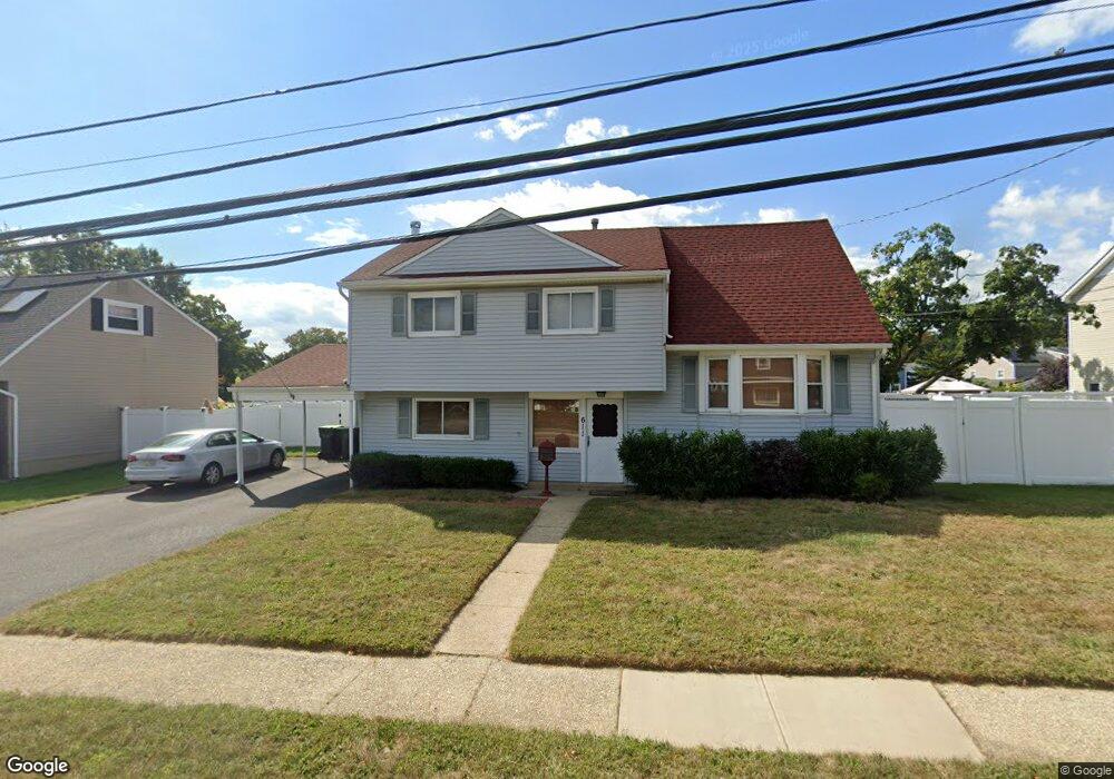 611 Laurel Ave, Hazlet, NJ 07730 - photo 1