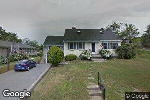 9 Binney St, Newport, RI 02840