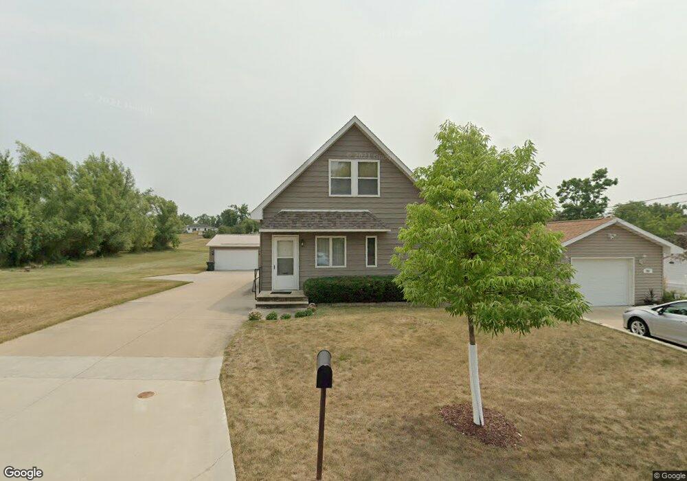 287 27th Ave SW, Cedar Rapids, IA 52404 - photo 1