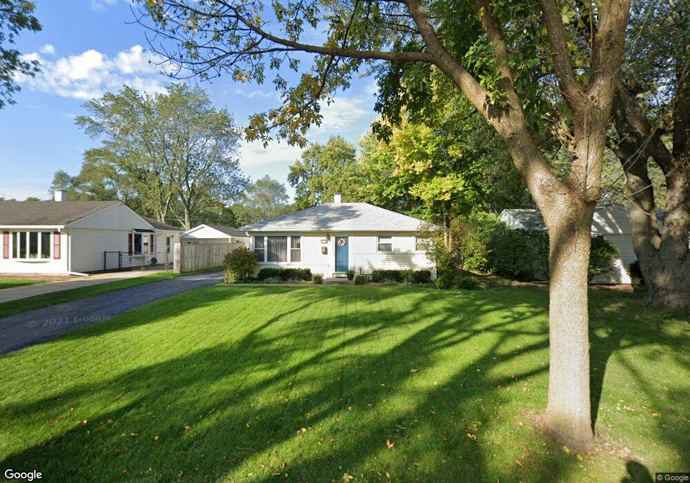 2301 Robin Ln, Rolling Meadows, IL 60008 - photo 1