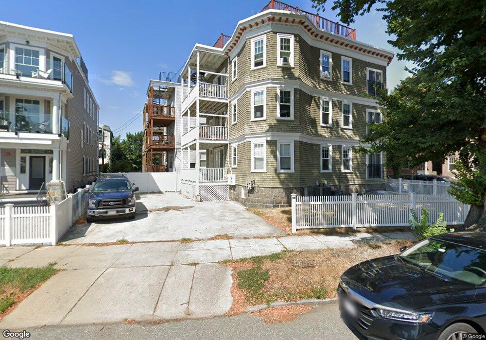 405 K St unit 3, Boston, MA 02127 - photo 1