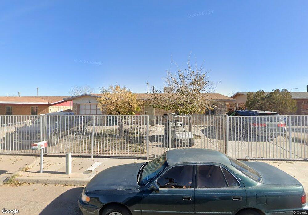551 Riverview Cir, El Paso, TX 79915 - photo 1