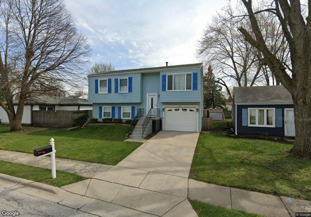 2220 Mulberry Ct, Aurora, IL 60506 - photo 1