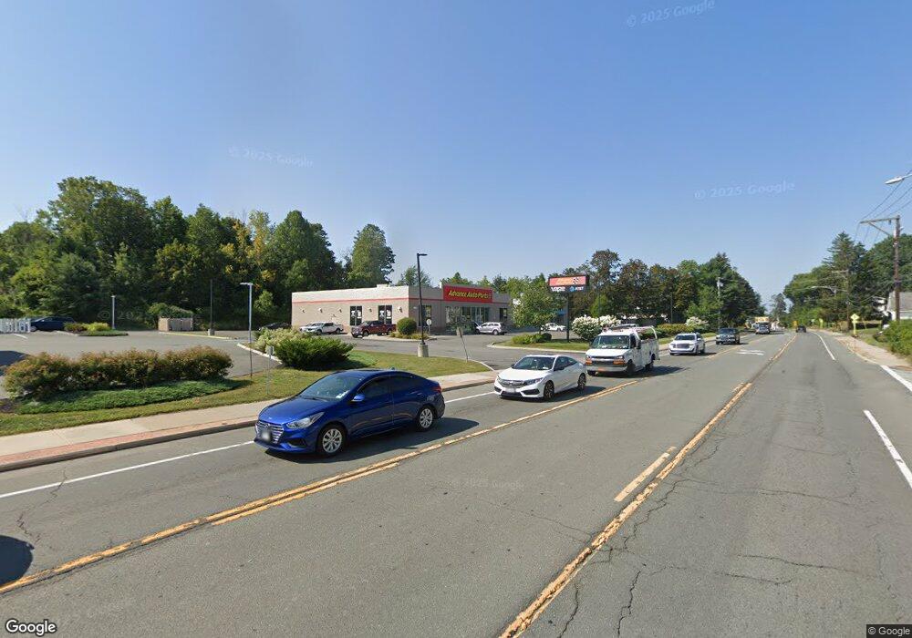 622 Hoosick Rd, Troy, NY 12180 - photo 1