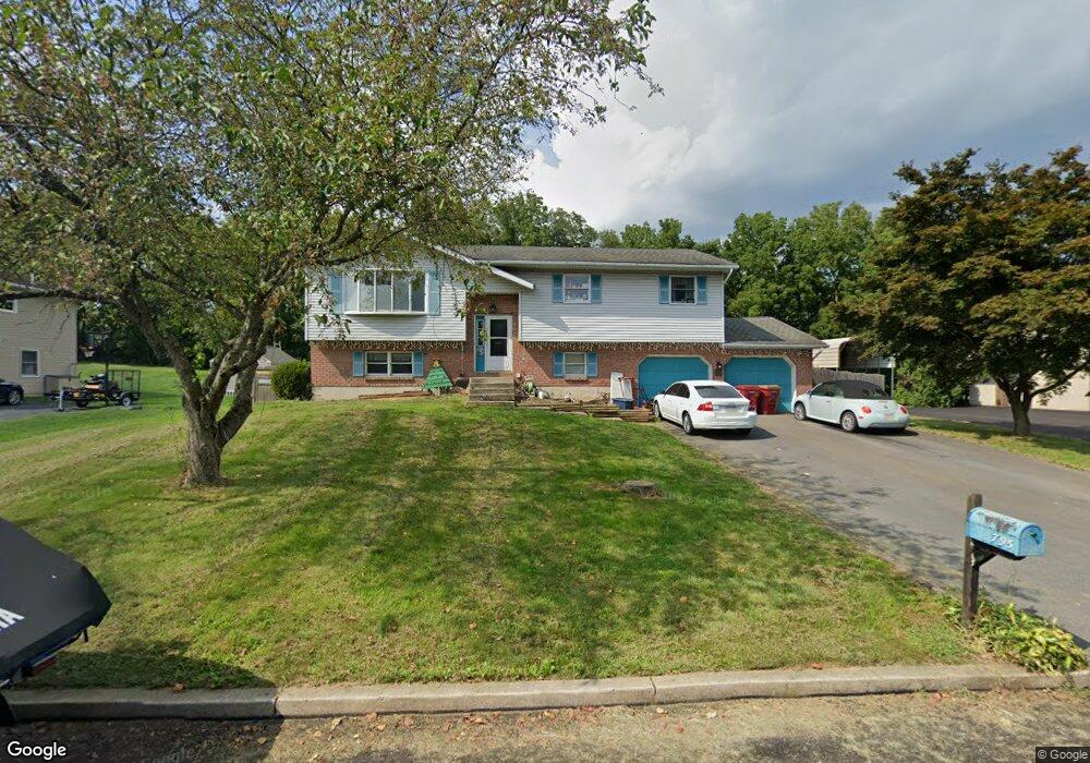 795 American General Dr, Easton, PA 18040 - photo 1