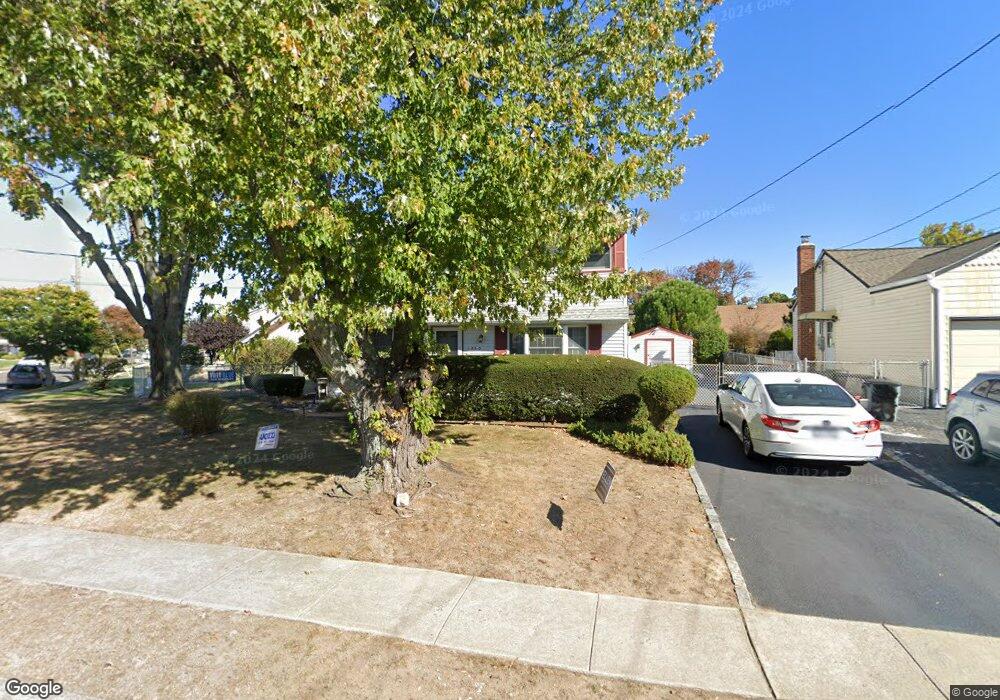 1230 Ott Ln, Merrick, NY 11566 - photo 1