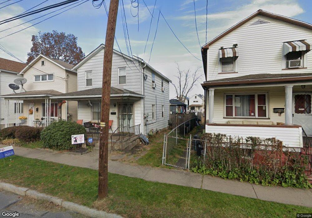 819 N Pennsylvania Ave, Wilkes Barre, PA 18705 - photo 1