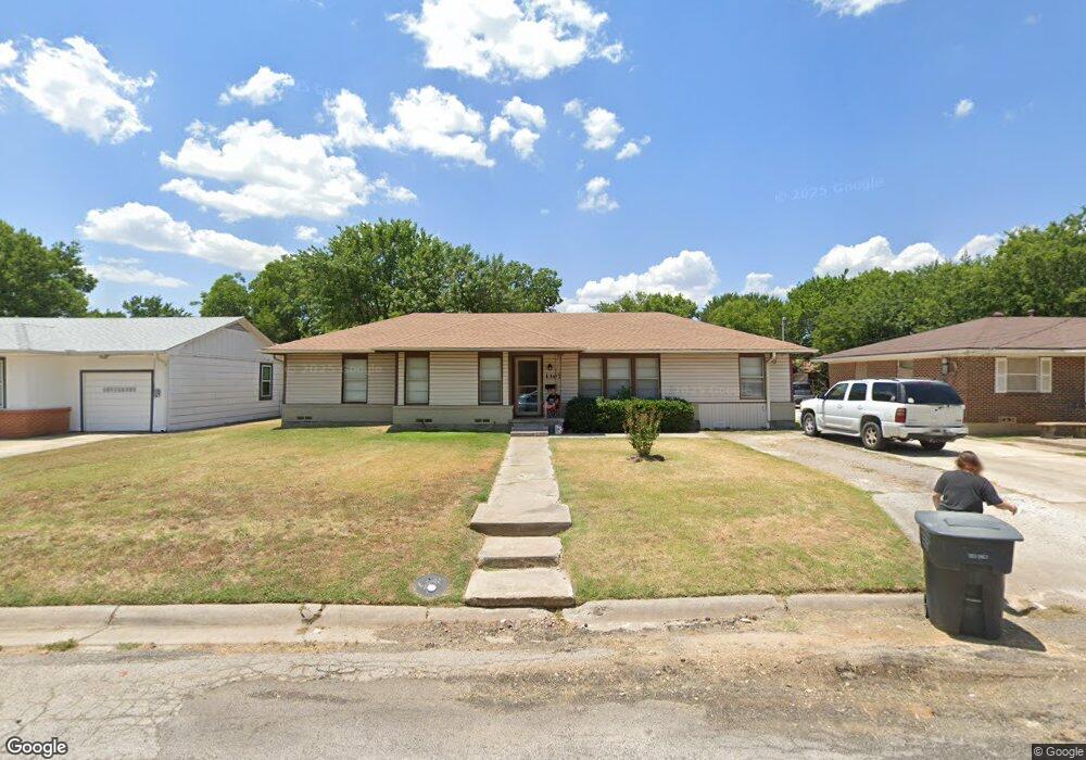 1307 Belmont St, Gainesville, TX 76240 - photo 1