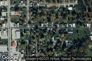 304 Wilson St, Newton, IL 62448