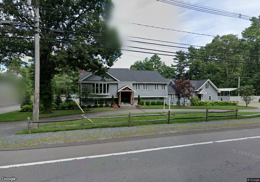 556 Washington St, Pembroke, MA 02359 - photo 1