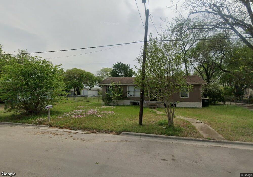 320 Durango St, San Marcos, TX 78666 - photo 1