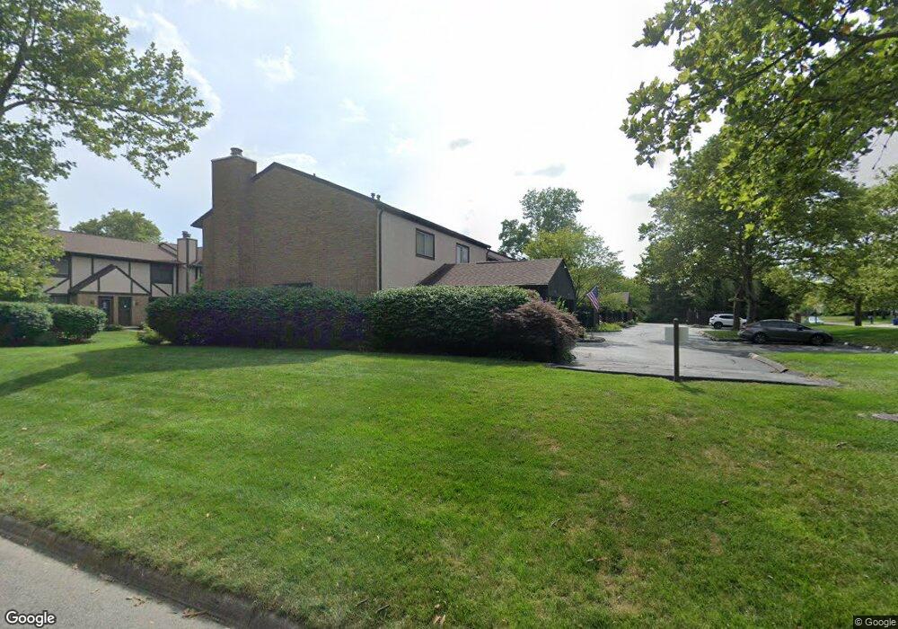 5388 Tartan Ln, Columbus, OH 43235 - photo 1