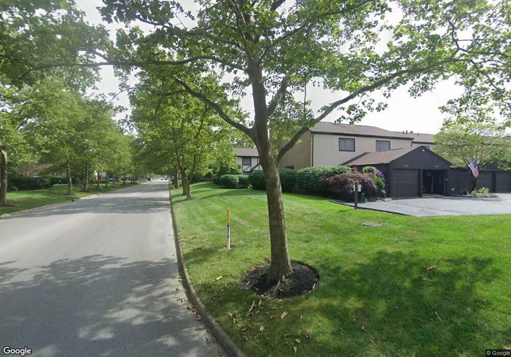 5382 Tartan Ln, Columbus, OH 43235 - photo 1