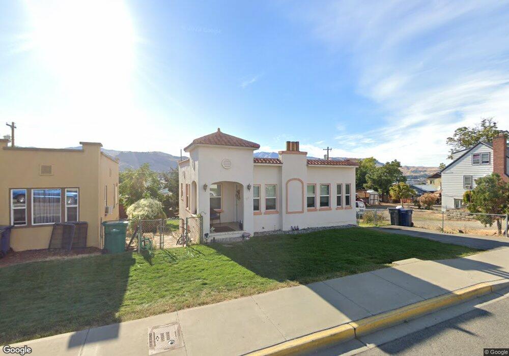 712 N Baker Ave, East Wenatchee, WA 98802 - photo 1