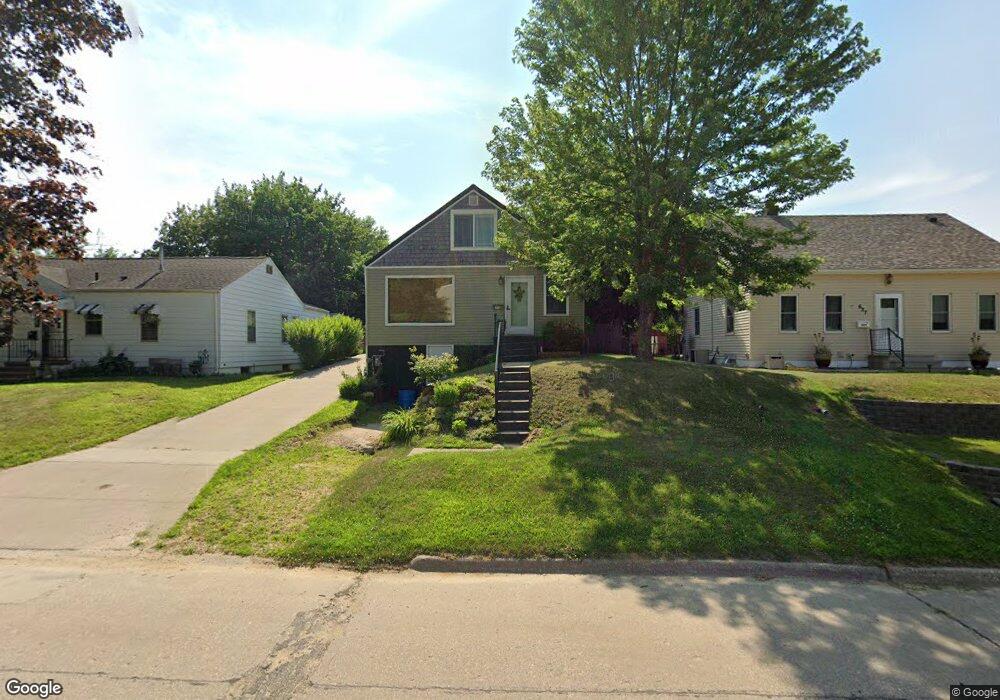 631 32nd St SE, Cedar Rapids, IA 52403 - photo 1