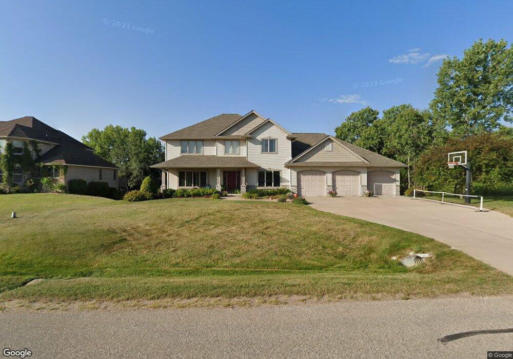 295 E Garvin Heights Rd, Winona, MN 55987 - photo 1