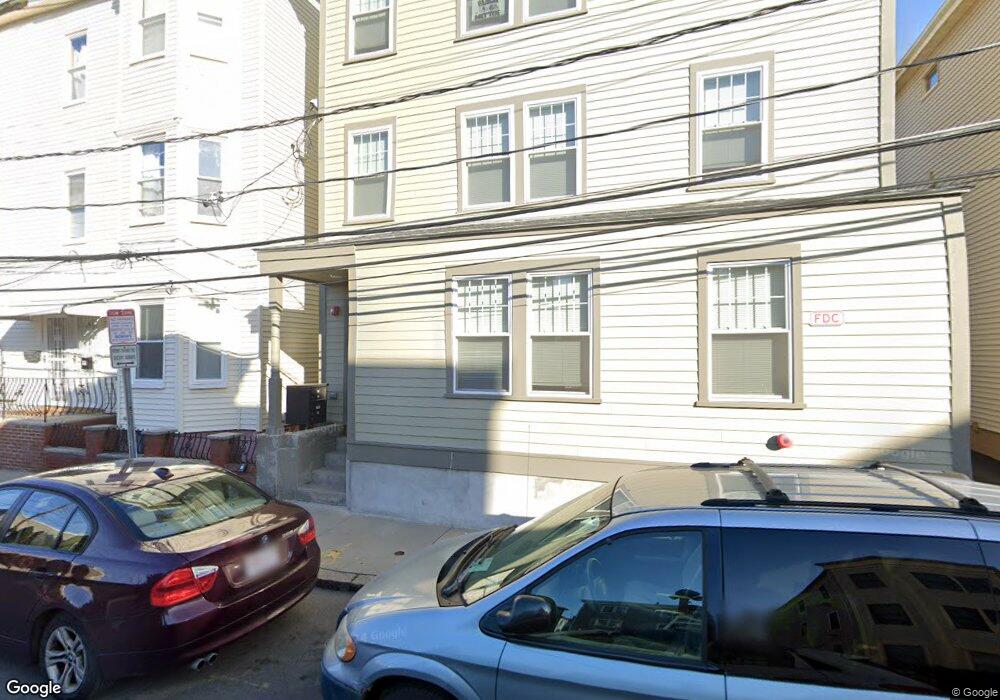 33 Merriam St unit 33 Merriam St, Somerville, MA 02143 - photo 1