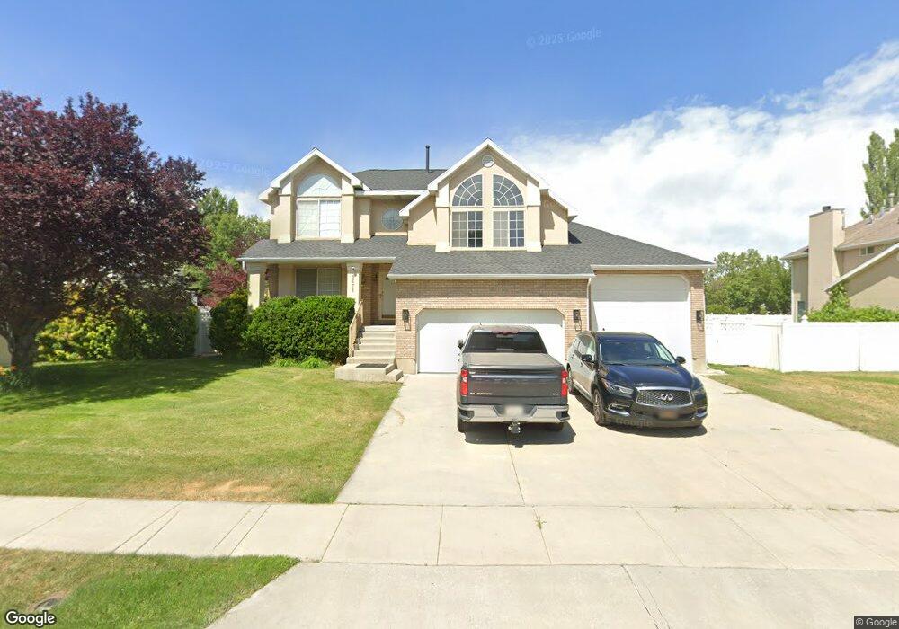 9676 S 2810 W, South Jordan, UT 84095 - photo 1