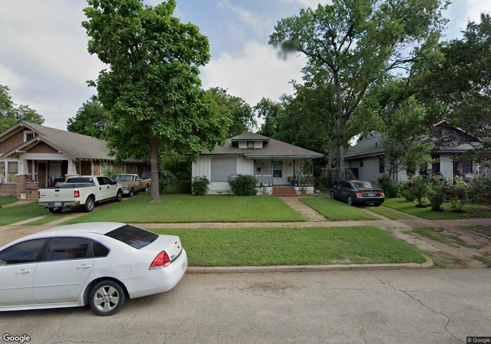 1315 W Bond St, Denison, TX 75020 - photo 1