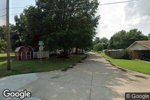 811 W 7th St, Kennett, MO 63857