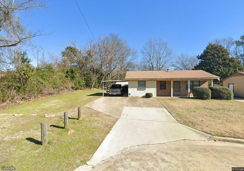 1401 Windsor Dr, Texarkana, TX 75501 - photo 1