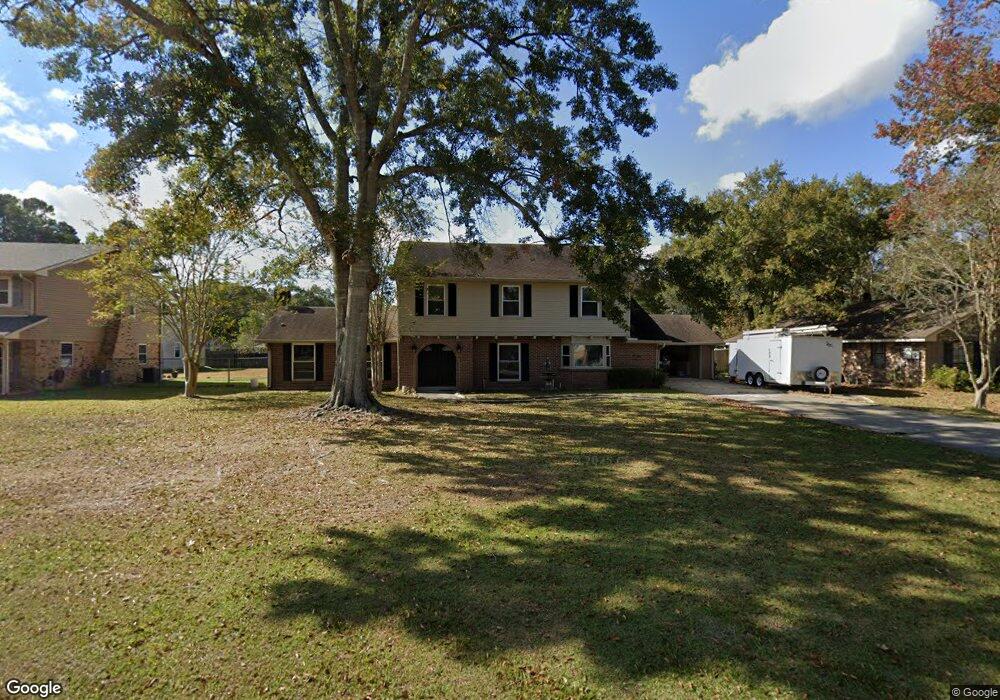 121 Oak Leaf Dr, Slidell, LA 70461 - photo 1