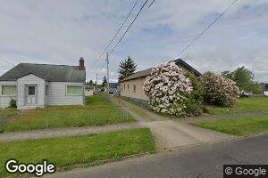 208 G St, Cosmopolis, WA 98537