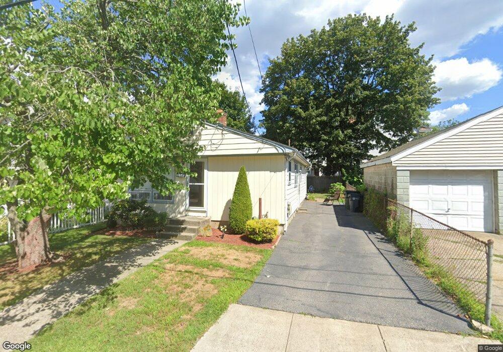 91 Brush Hill Rd, Providence, RI 02909 - photo 1