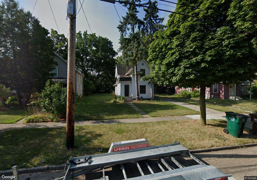 1221 W Ionia St, Lansing, MI 48915 - photo 1
