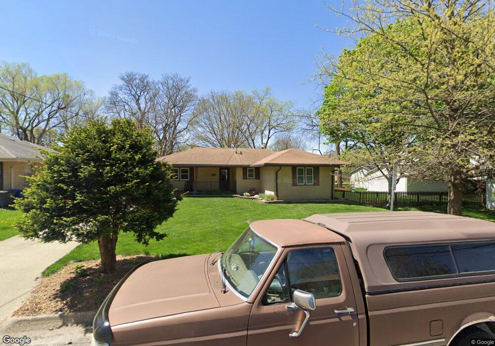 2918 49th Place, Des Moines, IA 50310 - photo 1