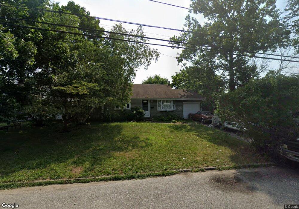 3109 Chestnut Ave, Medford, NY 11763 - photo 1