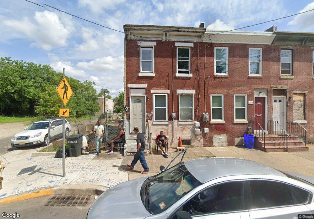 767 Pine St, Camden, NJ 08103 - photo 1