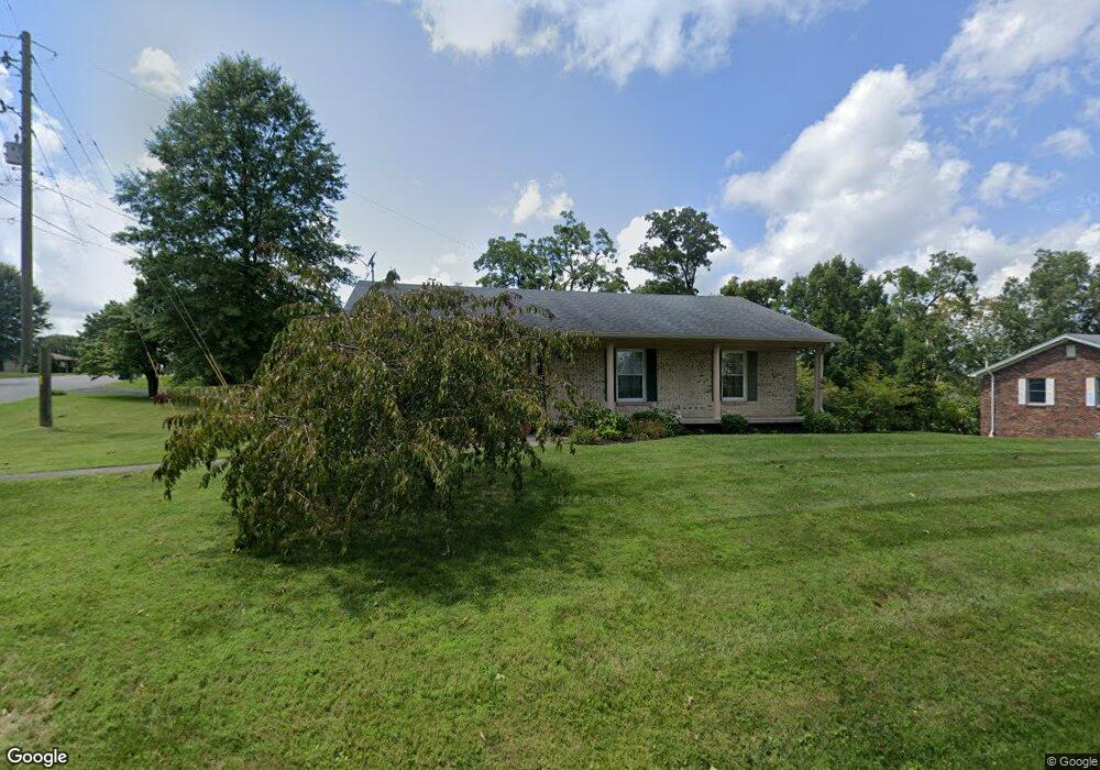 932 Beaumont Ave, Harrodsburg, KY 40330 - photo 1