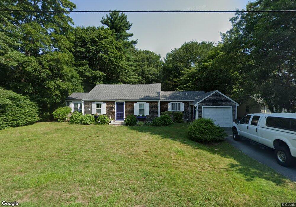 15 Pitcher St, Marion, MA 02738 - photo 1