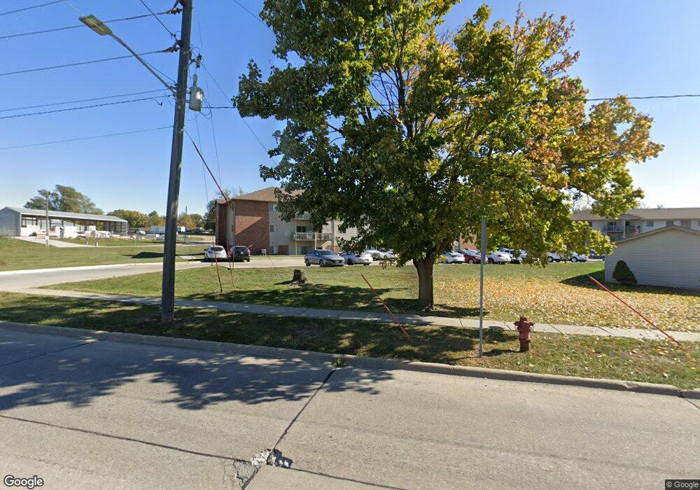 500 E 17th St S unit 1, Newton, IA 50208 - photo 1