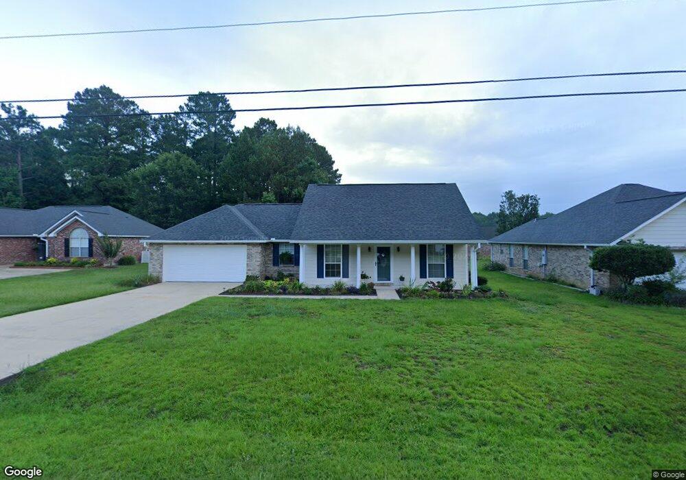 111 Fox Run Dr, McComb, MS 39648 - photo 1