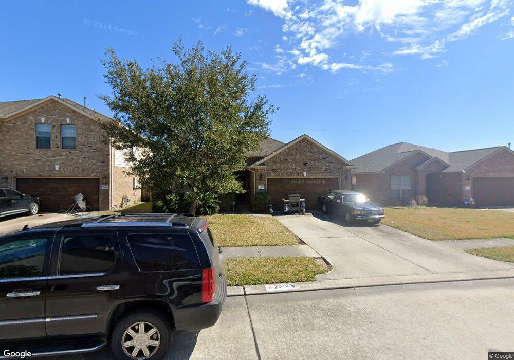 2910 Lockeridge Pines Dr, Spring, TX 77386 - photo 1