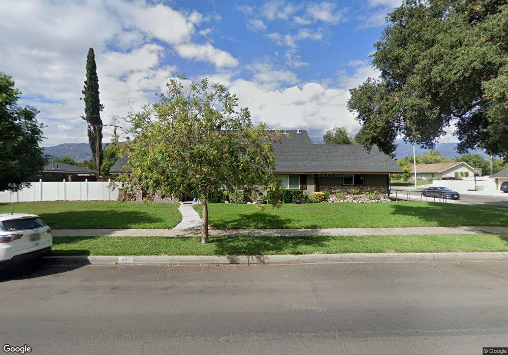 547 W 13th St, Upland, CA 91786 - photo 1