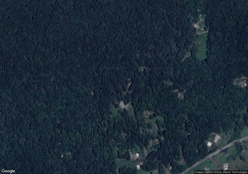 4724 Sheep Rock Rd, Macungie, PA 18062 - photo 1