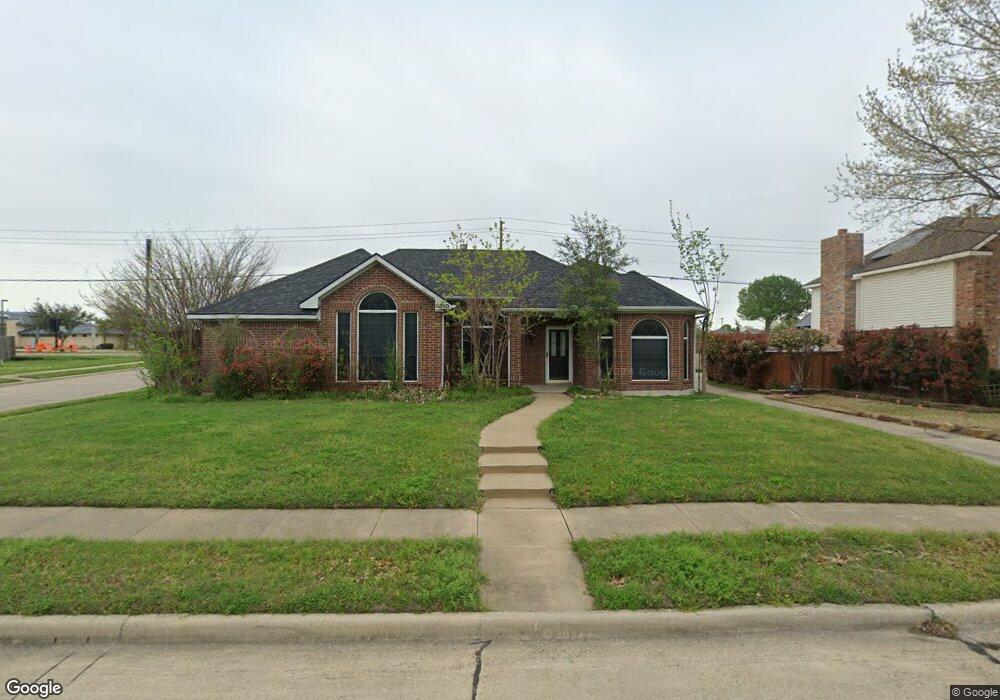 6810 Falcon St, Rowlett, TX 75089 - photo 1