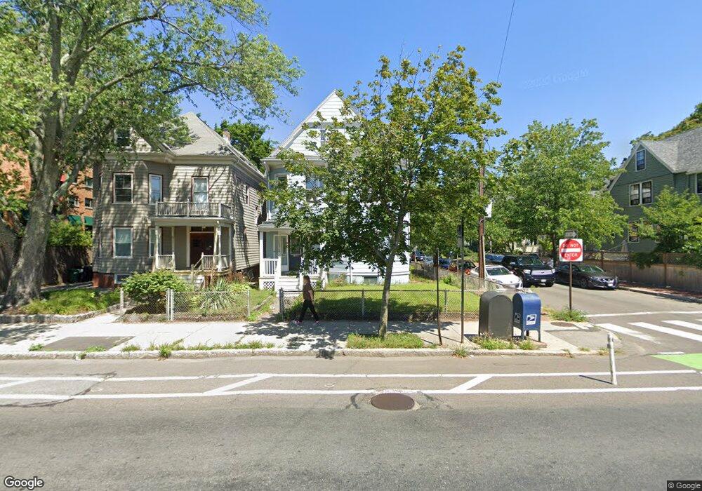 1539 Cambridge St, Cambridge, MA 02139 - photo 1