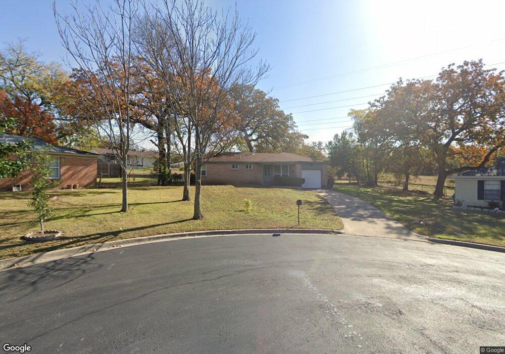 108 Bowles Ct, Hurst, TX 76053 - photo 1