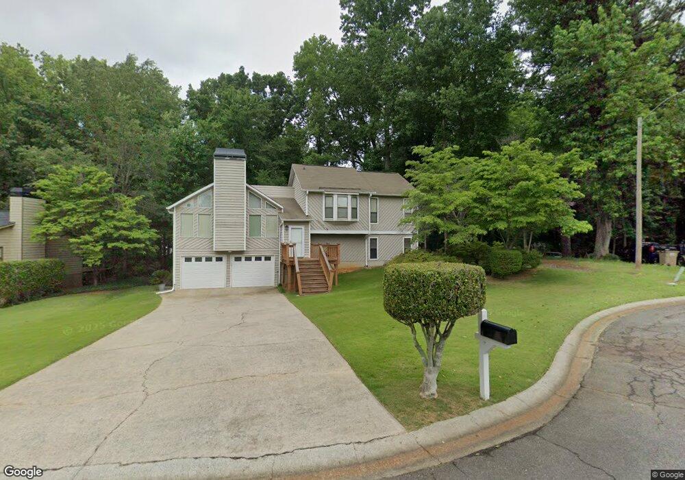 4904 Hawk Trail NE, Marietta, GA 30066 - photo 1
