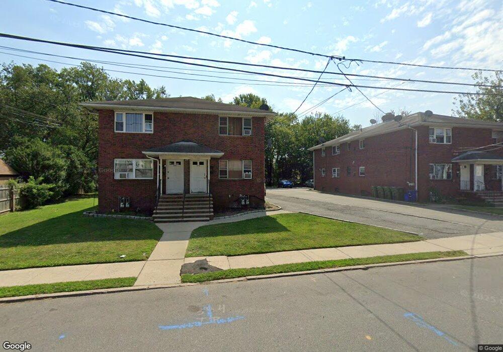 554 Newman Place unit 556, Roselle, NJ 07203 - photo 1