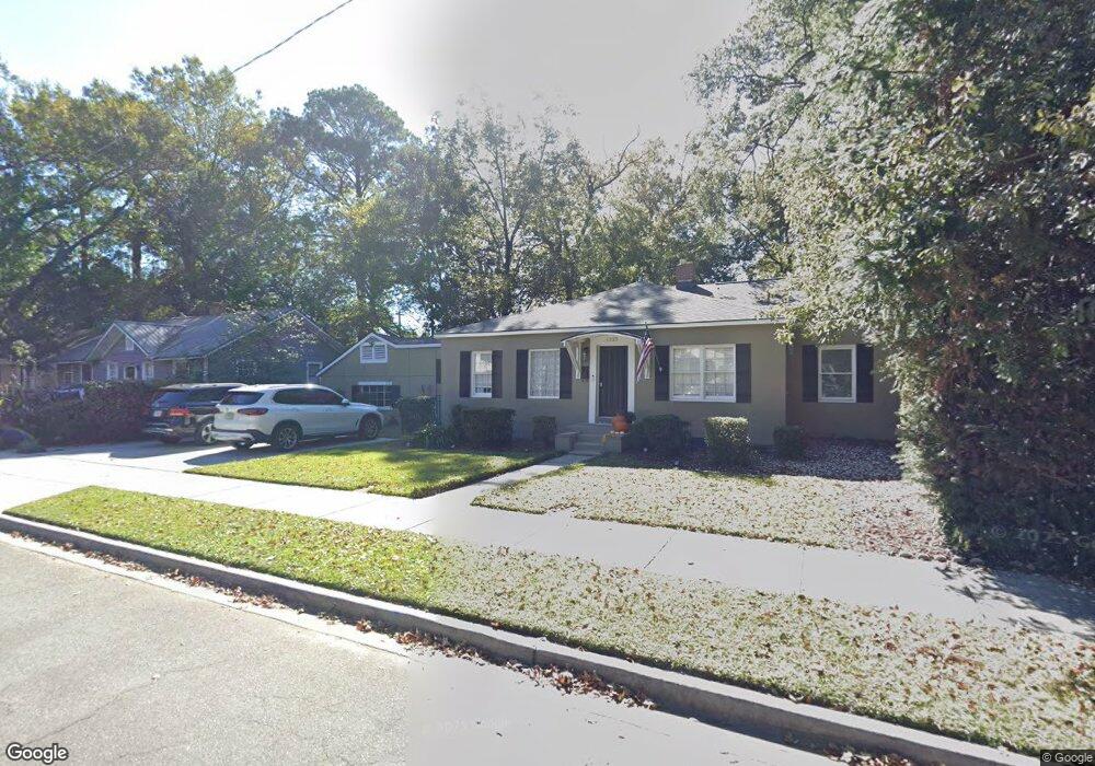 1323 E 53rd St, Savannah, GA 31404 - photo 1