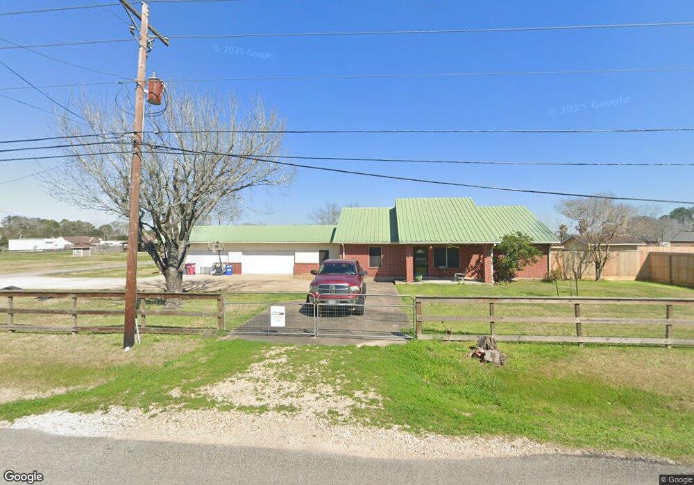 1746 County Road 145, Alvin, TX 77511 - photo 1