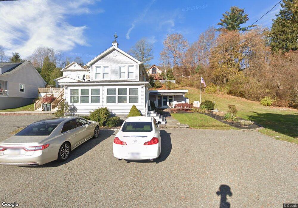 179 Lakeside Dr, Harveys Lake, PA 18618 - photo 1